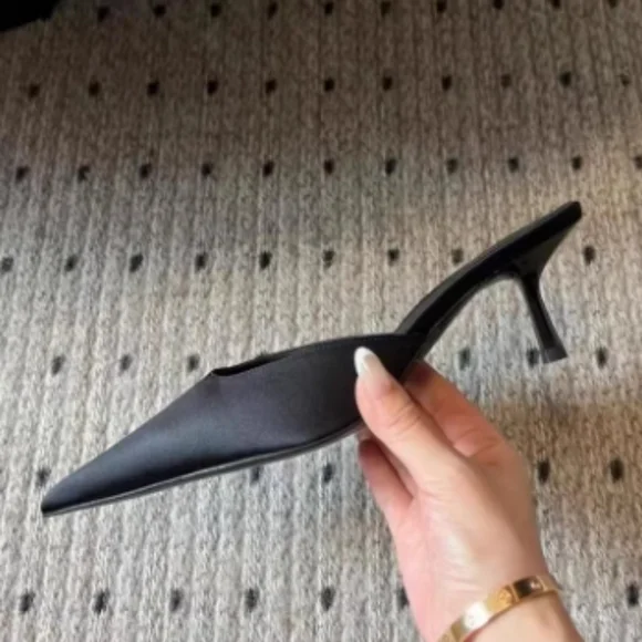 women shoes Heels - Picture 2 of 4